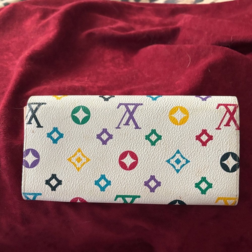 Chic Multicolor Designer Wallet - Picture 2 of 4